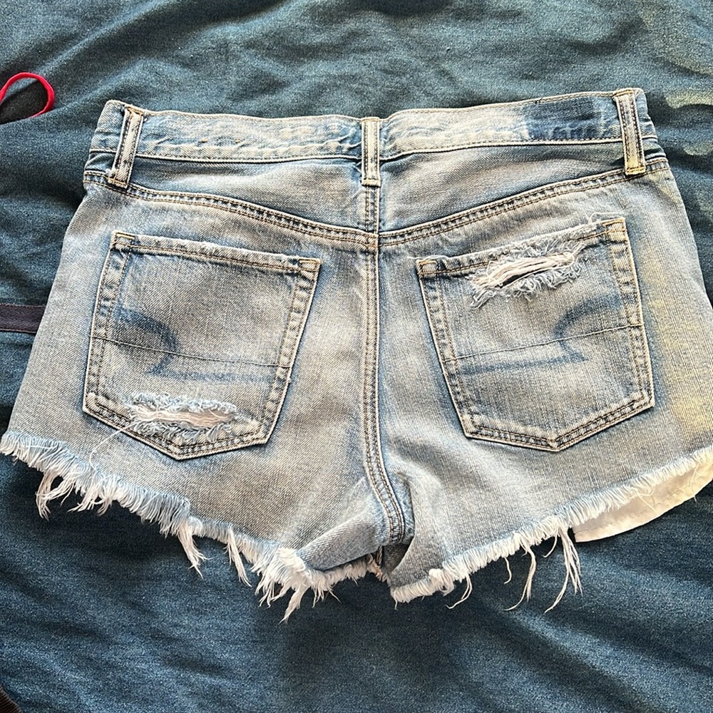American Eagle Shorts - Picture 6 of 8